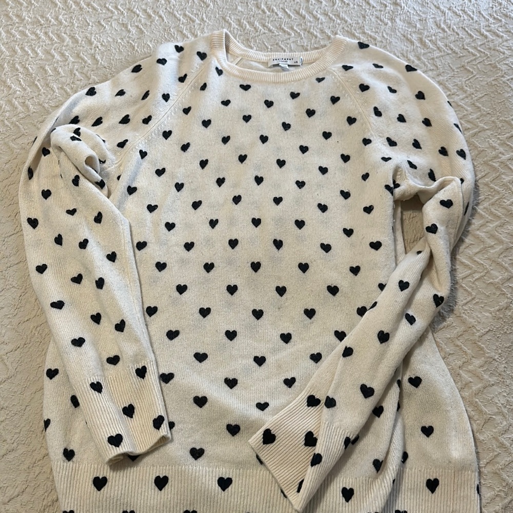 Equipment Femme cashmere sweater.